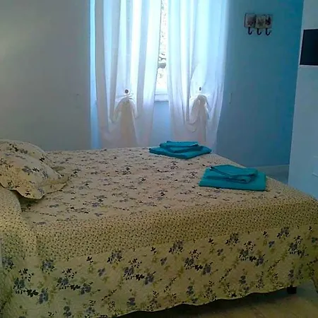 Gli Acquerelli Hotel *